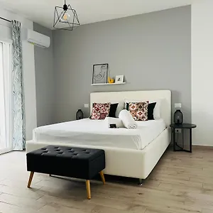 Aparthotel Volturno3 Suites&more Italia